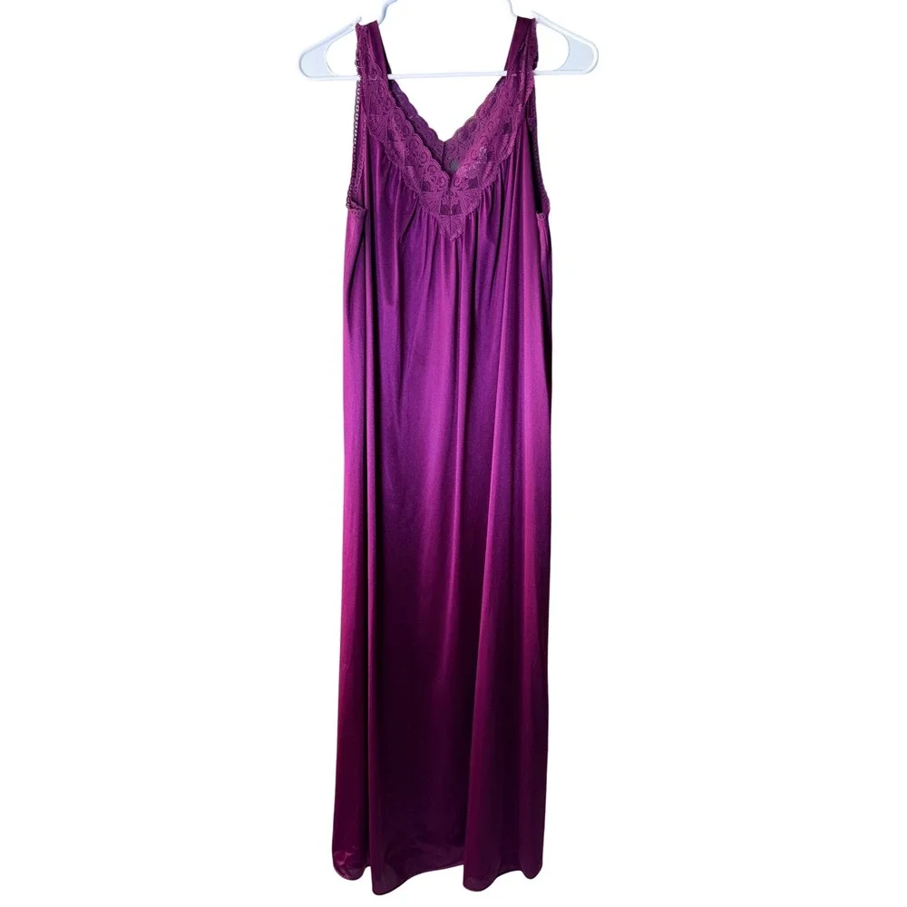 Vanity Fair Vintage Lace Trim Maxi Nightgown Purple Size S